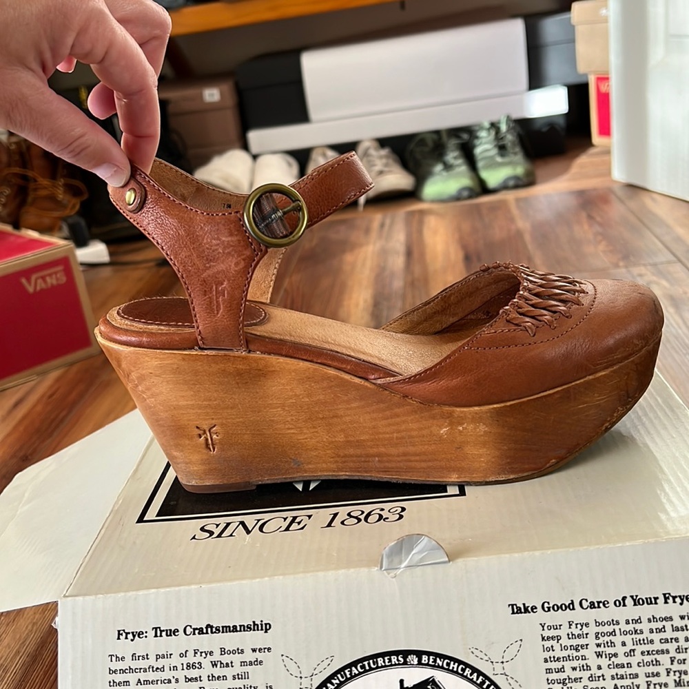 Used Frye company clogs